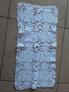 ANCIEN  NAPPERON au crochet 24cmx45 cm@@OLD - Picture 1 of 2