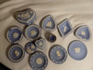 Wedgwood Lot 13 Pieces Blue Jasperware Heart Trinket Box Ashtray Trays - Picture 1 of 12