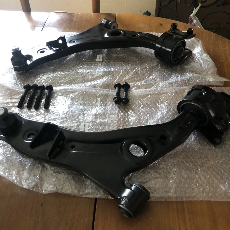 Brazos de control inferiores delanteros con rótulas para Ford Edge Lincoln MKX 2007-2014 Foto 1 de 3