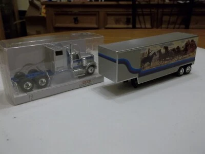 BREKINA 85775 - GMC Generale Affumicato & The Bandito 2 Camion + Su Trailer - - Immagine 1 di 4