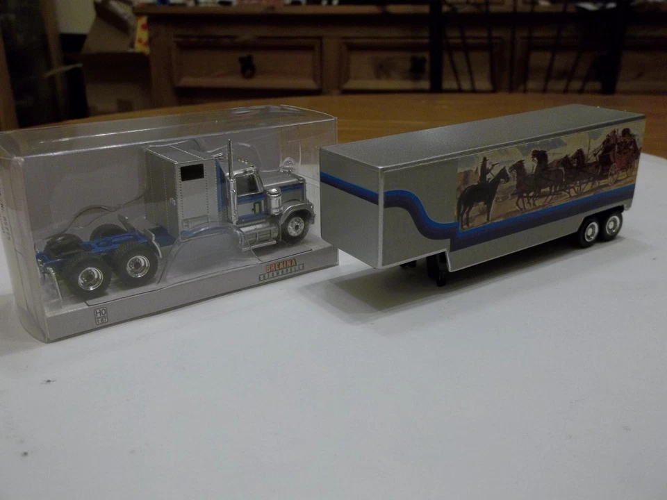 BREKINA 85775 - GMC Generale Affumicato & The Bandito 2 Camion + Su Trailer - - Immagine 1 di 4