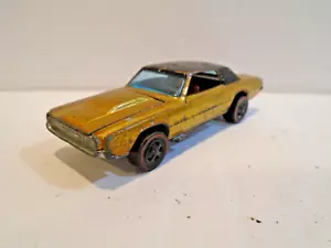 Hot Wheels Redlines Custom T-Bird - Dorado - Imagen 1 de 8