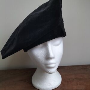 Unusual stylish vintage black velvet beret  style hat Arnhem Holland