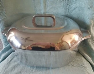 Vintage Wagner Ware Magnalit 4265-Ovaler Bräter 8 Quart Dutch Oven mit Untersetzer sitzt flach - Bild 1 von 10