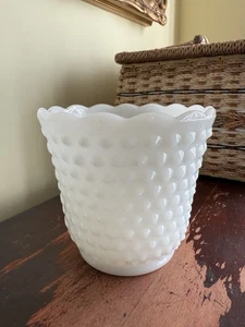 Vintage White Milk Glass Hobnail Planter Bowl Vase Scalloped Edge 4.5" X 4.5" - Picture 1 of 2