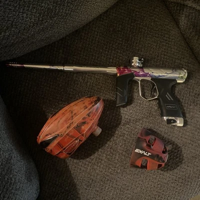 NUEVA pistola de paintball Dye DSR Pro - PGA Colorsplash (con rotor y cubierta del tanque) Foto 1 de 4