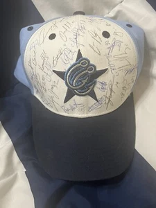 Yordan Alvarez, Framber Valdez, + 2018 Hooks Team Signed Hat - Picture 1 of 3