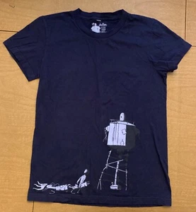 Threadless T Shirt. Girly Medium Navy Blue Water Tower - Picture 1 of 3