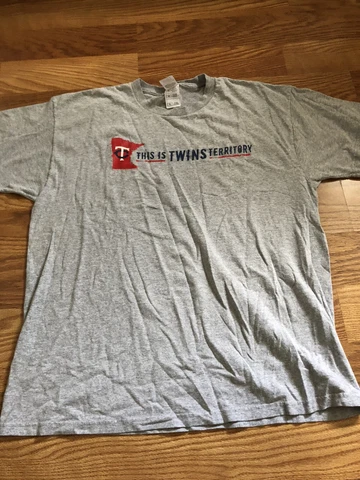 Vintage Minnesota Twins MLB Gray Baseball T-Shirt Made in USA XL Cover