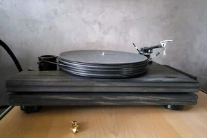 Pear Audio Kid Punch inkl. Cornet 2 Tonarm und Netzteil, Neupreis 7800Euro - Bild 1 von 11