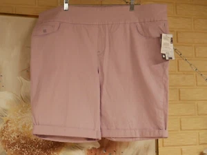 NWT GLORIA VANDERBILT 22W LAVENDER KISS BERMUDA WIDE WAIST CLASSIC PULLON SHORTS - Picture 1 of 7
