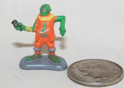 Very Small Micro Machine Star Wars Figure of Moruth Doola - Image 1 of 2