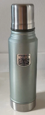 Stanley 100 Years Thermos Green 20-00777 Large 100 Years Since 1913 Emblem VGC - Imagem 1 de 4