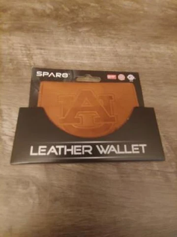 Brand New Auburn Tigers Team Tan Tri-Fold Leather Wallet Cover