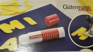 Gutermann Temporary Textile Glue 10g Glue stick: Applique craft sewing 705392 - Picture 1 of 2