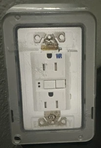 Cubierta de receptáculo eléctrica comercial de 1 velocidad extra resistente no metálica resistente a la intemperie - Imagen 1 de 2