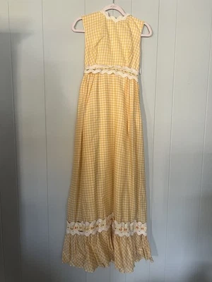 Vestido vintage años 70 hecho a mano amarillo guinga pradera con ribete de encaje RicRac talla S Foto 1 de 3