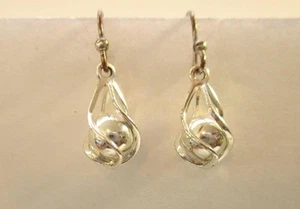 7/8 Zoll Ohrhänger Ohrhänger silberfarben Drahtkäfig silberfarbene Perle an Haken - Bild 1 von 3