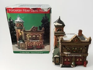 O'WELL Porzellan BARRE FEUERWACHE GLASFASER beleuchtet Weihnachtsdorf Haus - Bild 1 von 7