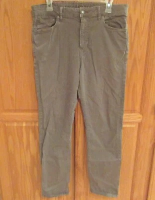 AMERICAN EAGLE Khakis GRAY PANTS~size 33x32~Chinos~INSEAM 30"~WAIST 36" - Image 1 of 4
