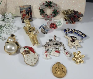 Vintage Weihnachten Brosche Anhänger Feiertag Posten Soldat Weihnachtskranz Schneemann Lot 12 - Bild 1 von 15