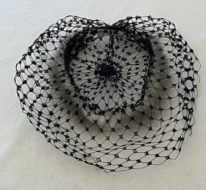 VTG The May Co. 1940s Black Lace Fascinator Fur Mink Trim Excellent Condition - Picture 1 of 7