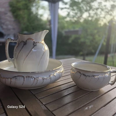 Ancien nécessaire de toilette Pichet, Bassine Et Pot - Photo 1/4