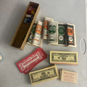 Tarjetas de dinero de repuesto y otras piezas de juego de mesa The Game of Life vintage años 60 - Imagen 1 de 6