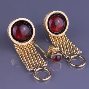 Red Cabochon Wrap Around Cufflinks Tie Pin Gold Tone Carved Round Vintage - Picture 1 of 7