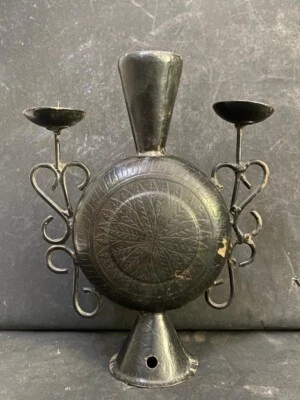 OLD VINTAGE RARE UNIQUE HAND MADE IRON FLOWER VASE CANDLE STAND HOLDER - Image 1 of 4