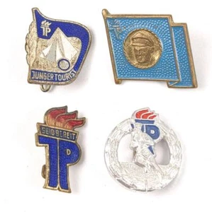 DDR , vier Abzeichen " Junge Pioniere " - Bild 1 von 5