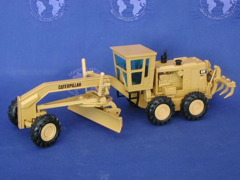Caterpillar 16G grader by NZG(387) - New in box - Image 1 of 1