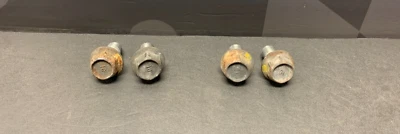 Honda S2000 Ap1 2001 OEM pinza de freno delantera par de pernos DR PS 48 k millas usado Foto 1 de 4