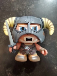 The Elder Scrolls V: Skyrim Dragonborn Vinyl Figure Symbiote Bethesda A - Picture 1 of 5