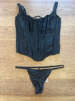 Victoria's Secret Negro PEQUEÑO Muy Sexy Clásico Seda Corsé Panty Conjunto Lencería Foto 1 de 2