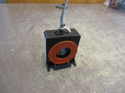 CR Magnetics Current Transformer CR2SFL-301 Ratio 300:5A 600V 50-400Hz 10kV BIL - Image 1 of 4