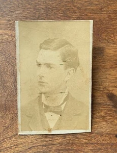 Antique CDV Photograph ID'd Man ~ S.S. Wheeler Photographer ~ Otego, New York - Picture 1 of 3