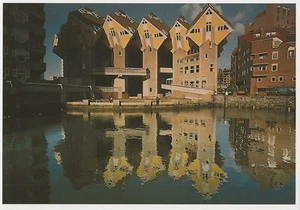 Postcard Emile Luider, Photo "Rotterdam Cube Houses Old Harbour" (Piet Blom) MNT - Picture 1 of 1