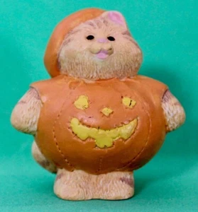 Hallmark 1995 Cameron in Kürbis Kostüm fröhliche Miniaturen HALLOWEEN QFM8147 Neu - Bild 1 von 3