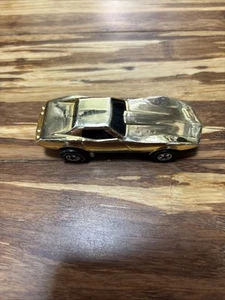Vintage Gold Chrome Hot Wheels 1975 Corvette Stingray - Picture 1 of 7