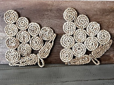 Almohadillas calientes de colección, uvas, par de pajas tejidas, enrolladas, patrón en espiral, hechas a mano 9x8 Foto 1 de 4