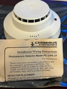 NEW, SIEMENS (CERBERUS PYROTRONICS) PE-3 CONVENTIONAL PHOTO SMOKE (10+ AVAIL) - Picture 1 of 3