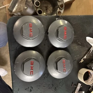 1994-2003 GMC JIMMY ,SONOMA  CENTER CAPS - SET 4 - 15661028 - Picture 1 of 24