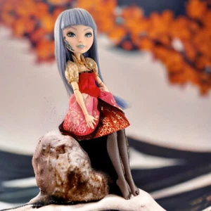 OOAK Repaint Monster High FukaEri Avvakumtseva Russian Custom Doll w Cert - Picture 1 of 9
