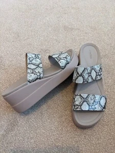 Crocs Mules donna modello pelle di serpente taglia 9 - Foto 1 di 8