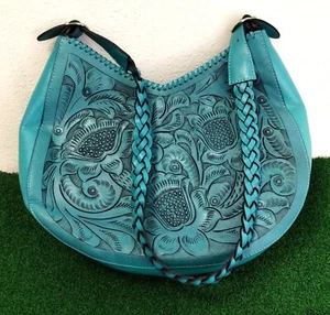 Alejandro Yeo Schultertasche / Beuteltasche aus Leder mit Blumenmuster - Türkis - Bild 1 von 3