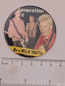Generation X: Vintage 1977 Distinctive Traders Badge/Button - Picture 1 of 3