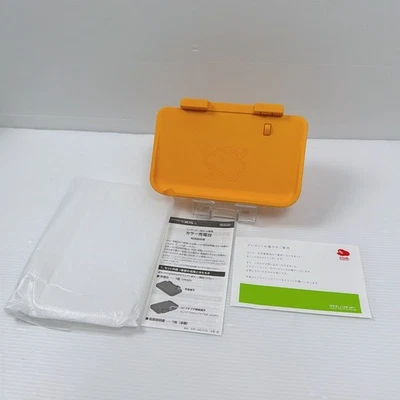 Nintendo 3DS LL Charging Dock Giallo SPR-007 Club Nintendo Limited Nuovo Raro - Immagine 1 di 4