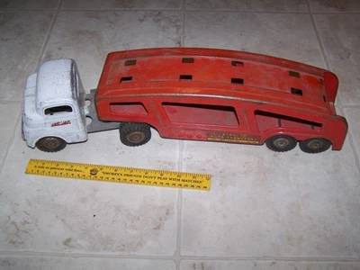 Vintage 1960's Structo Auto Transport Car Carrier White Truck Red Trailer No 706 - Image 1 of 4