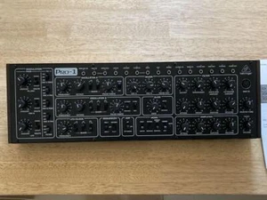 Behringer Analog Synthesizer PRO-1 16 voice polychain - Picture 1 of 1